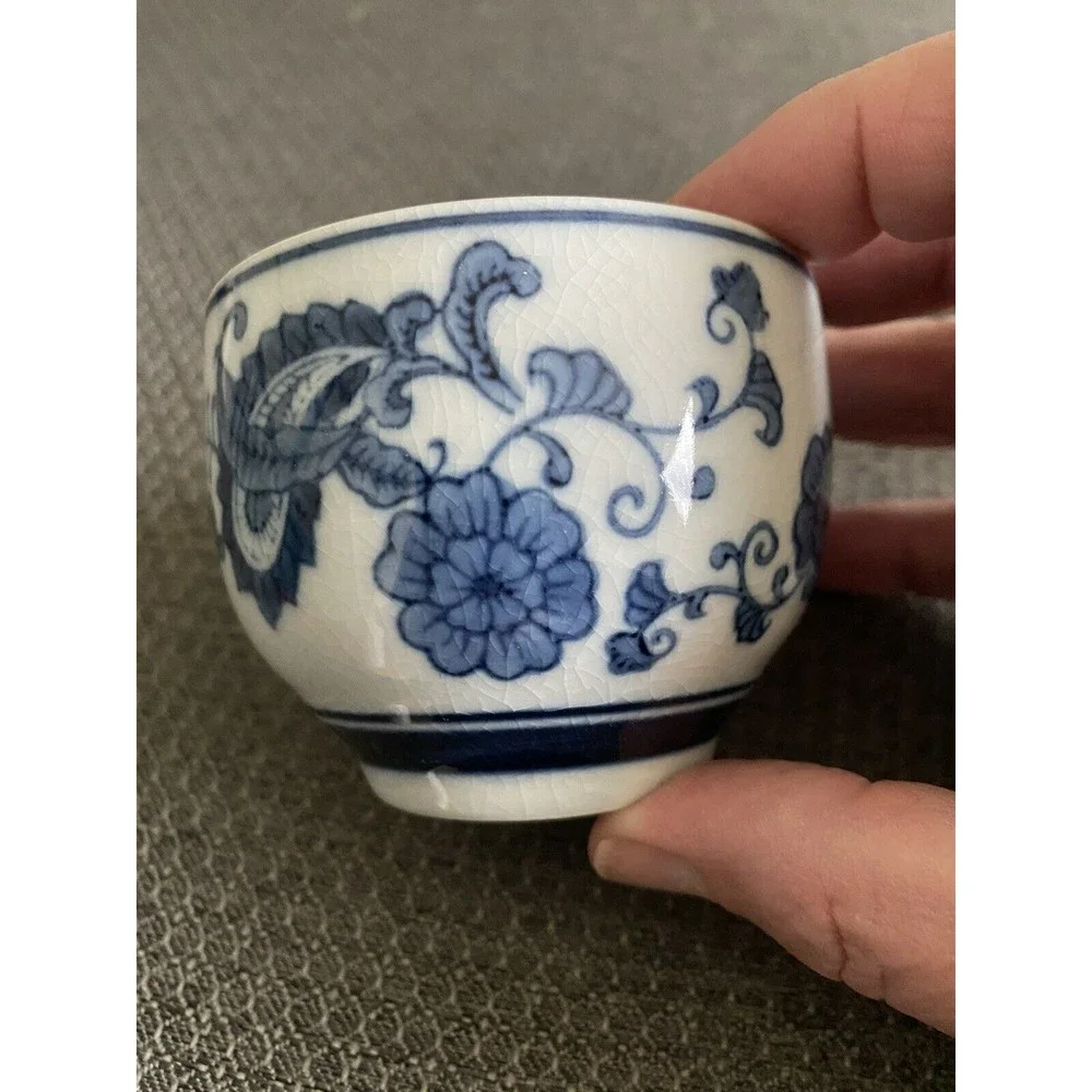 Pier 1 Ceramic Blue & White Floral Teapot with 4 Tea Cups